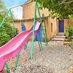 Σπίτι διακοπών Lovely In Victor La Coste With Wifi Saint-Victor-la-Coste